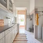 Downtown Garden House Lejlighed