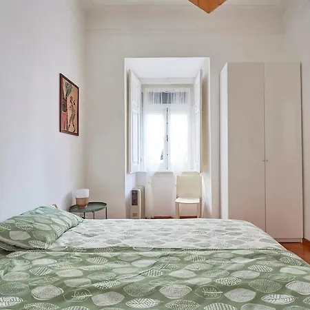 Apartment Downtown Garden House *